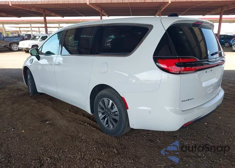 2023 Chrysler Pacifica Hybrid Touring L z USA, uszkodzony, nr VIN 2C4RC1L70PR584090